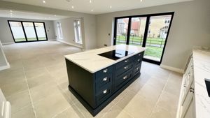 Photo 12- click for photo gallery